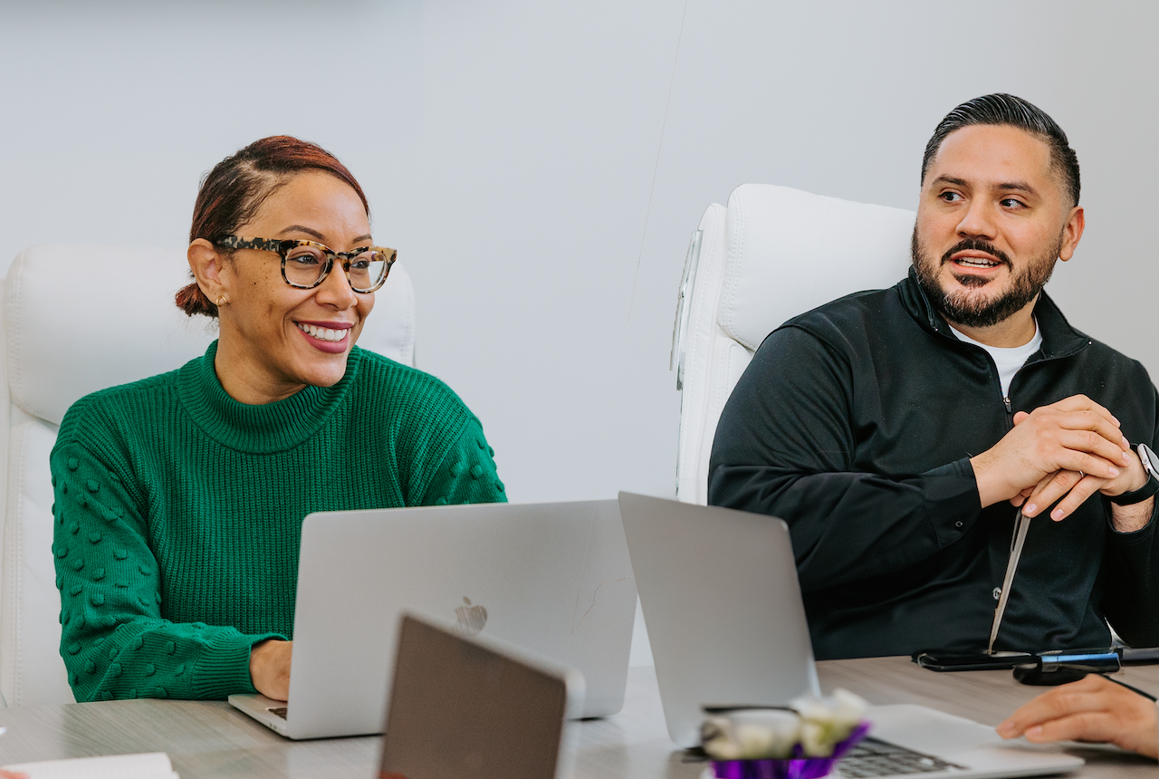 How Mentoring New Hires Helps Create Successful Onboarding Programs